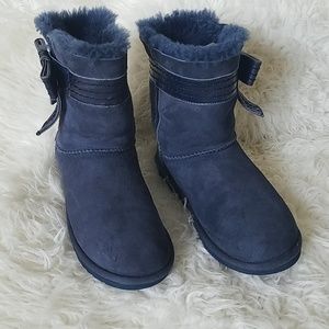UGG BOOTS AUTHENTIC